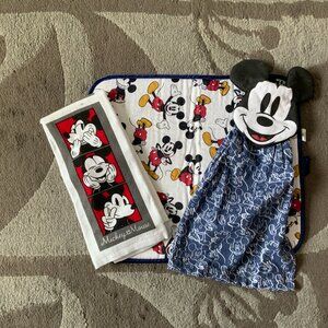 MICKEY MOUSE DISH DRYING MAT + 2 HAND TOWELS